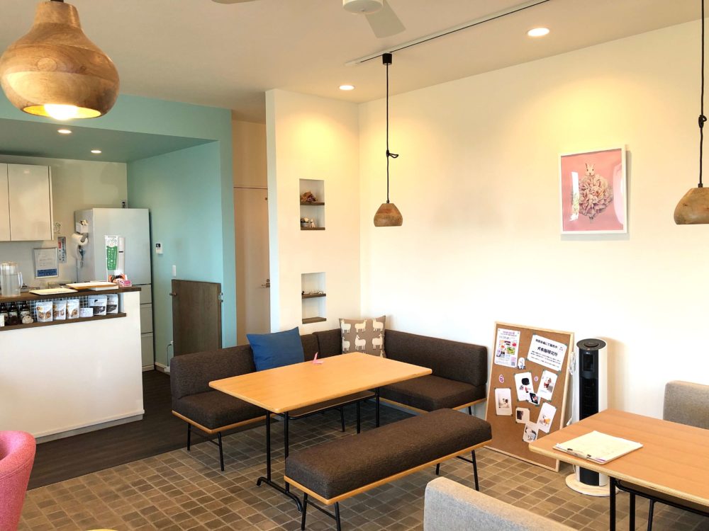 CAFE SHU BEANS カフェシュービーンズの店内
