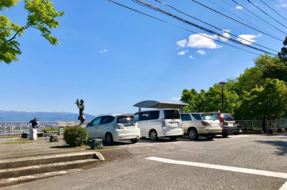 呉羽山公園展望台すぐ前の駐車場