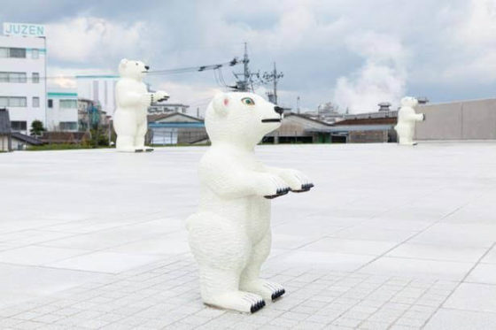富山県美術館 屋外広場